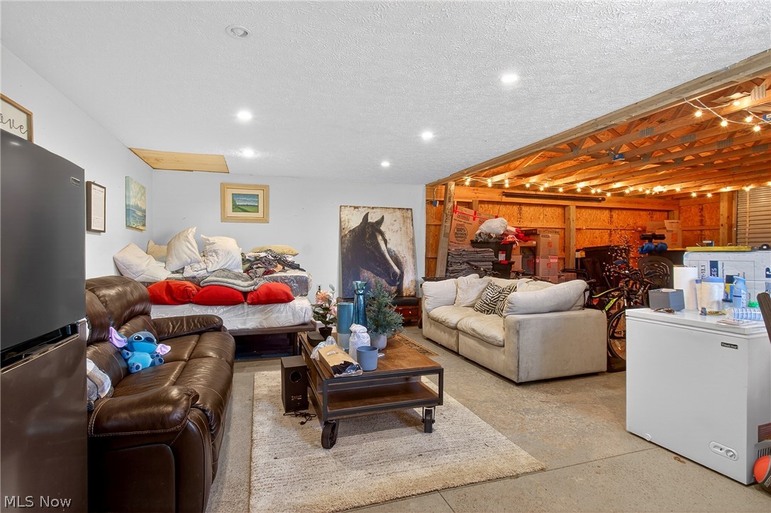 Laurel Ridge - Residential