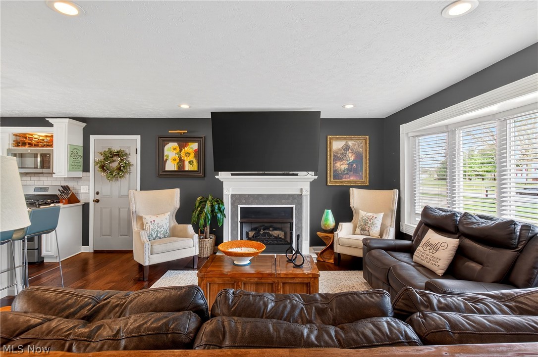 Laurel Ridge - Residential