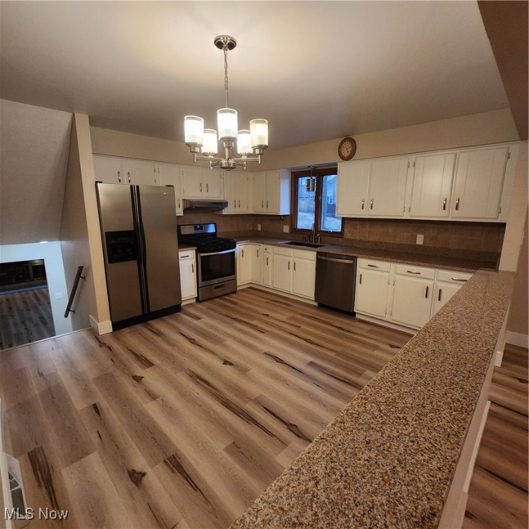 6715 Westview Drive, Brecksville, Ohio image 12