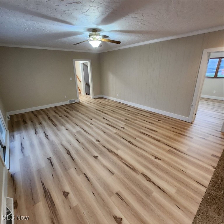 6715 Westview Drive, Brecksville, Ohio image 17