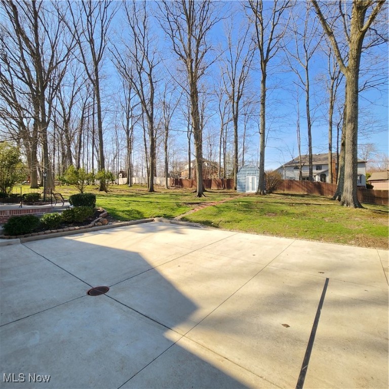 6715 Westview Drive, Brecksville, Ohio image 4