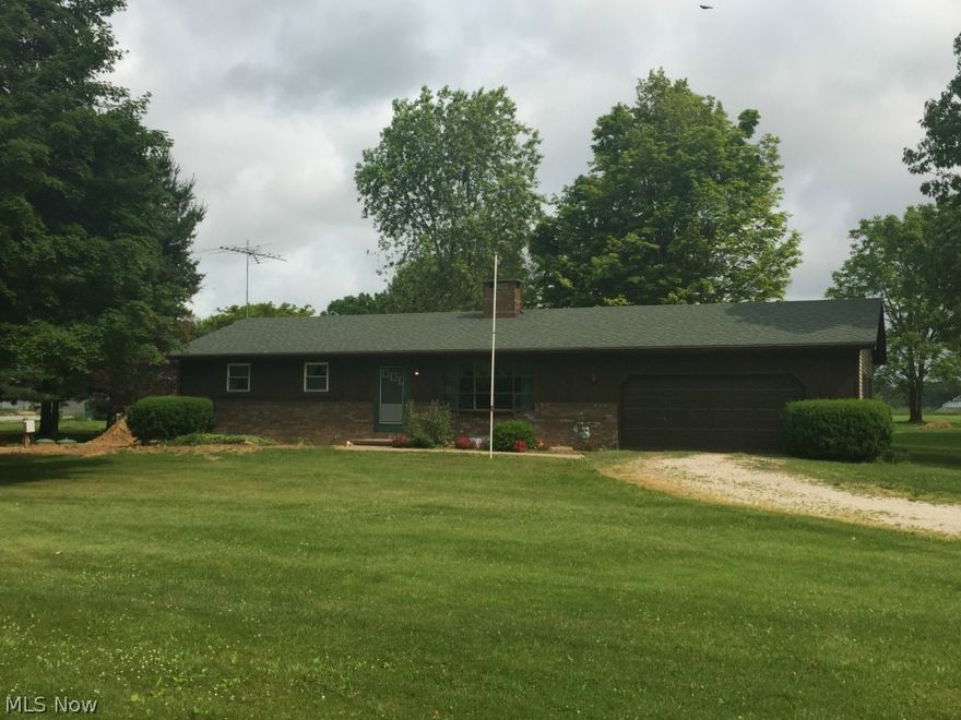 Great ranch home situated on 1.2 acres in Smithville S.D.  This home has been well maintained with many updates including updated kitchen, carpeting, garage door, roof shingles and septic (new 2015). Home features spacious living room with fireplace, nice kitchen with plenty of cabinet space, large dining area with built in corner cabinet and great 3 season room overlooking the beautiful back yard.  Lower level has finished rec room and great storage.  The over sized two garage has extra storage room and access to attic.  This home will not disappoint.