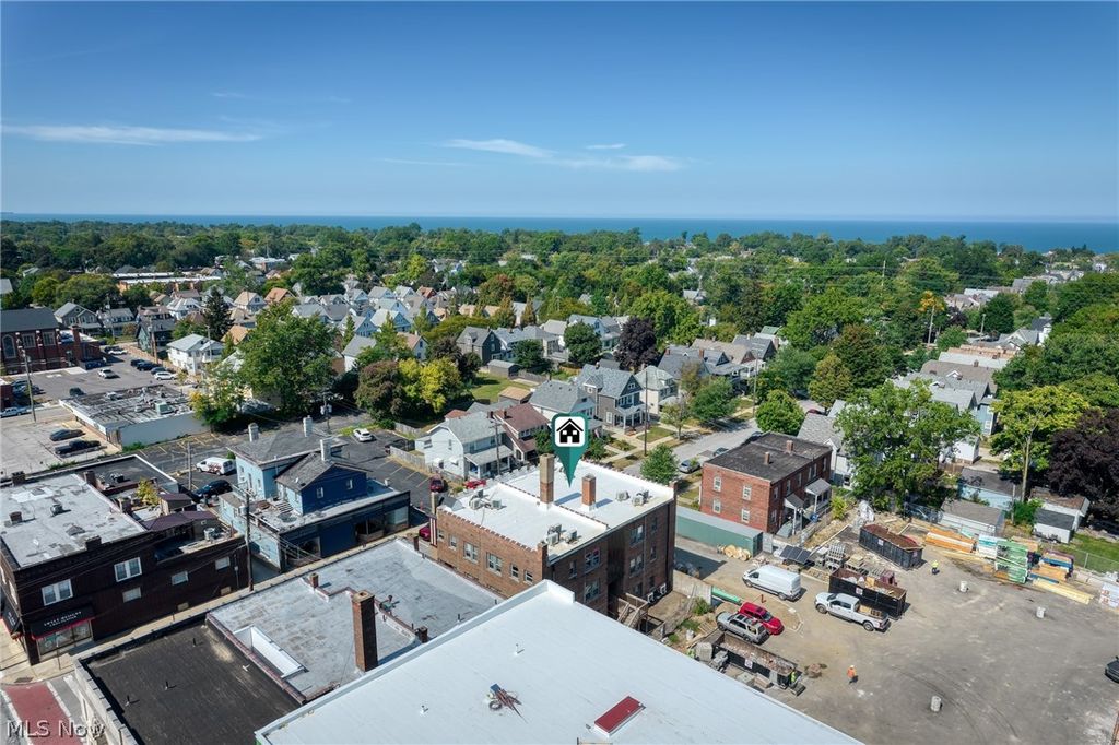 Photo of 1385 Cranford Avenue #11, Lakewood, OH 44107 (MLS # 5185498)