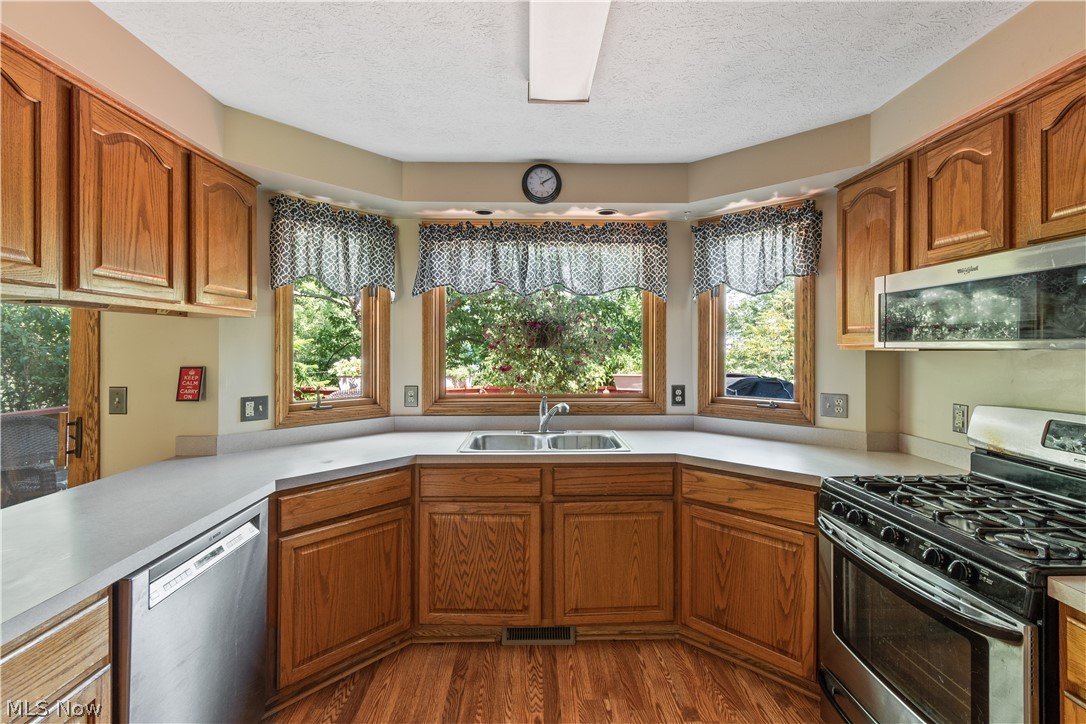 Meadow Wood - Residential