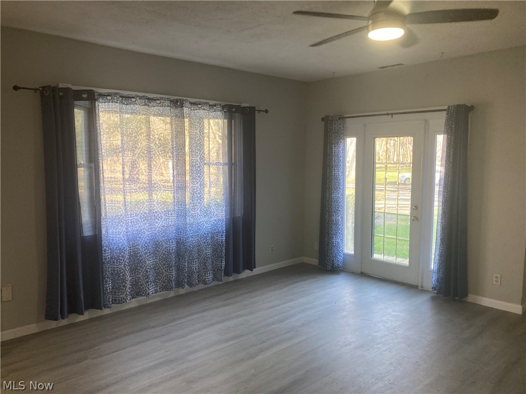 Lake Shore Blvd Estates 02 - Residential