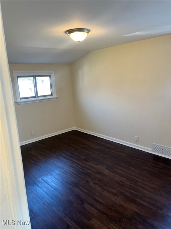 366 Tenney Avenue, Campbell, Ohio image 12