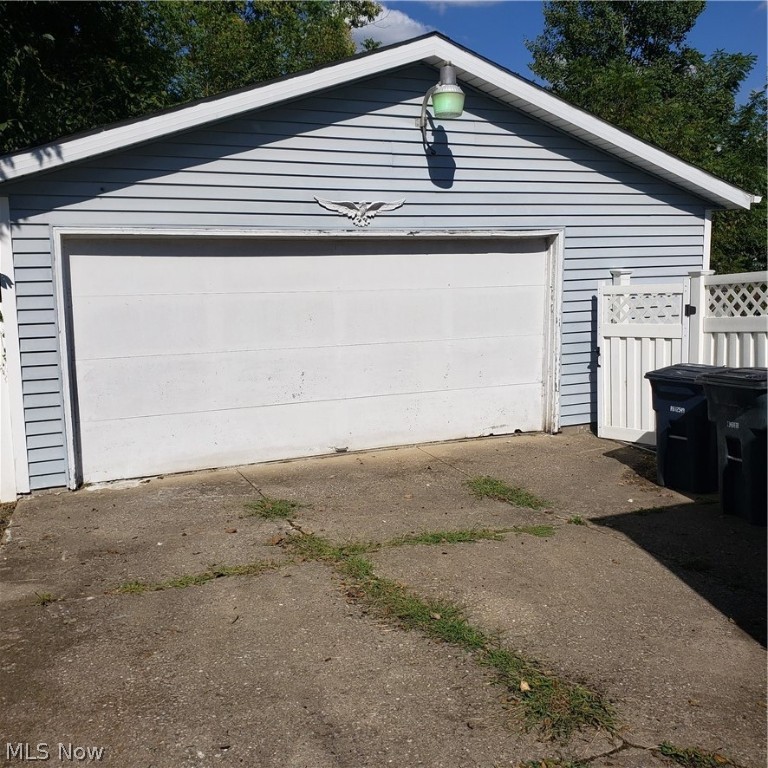 Pkwy Estate #2 - Residential