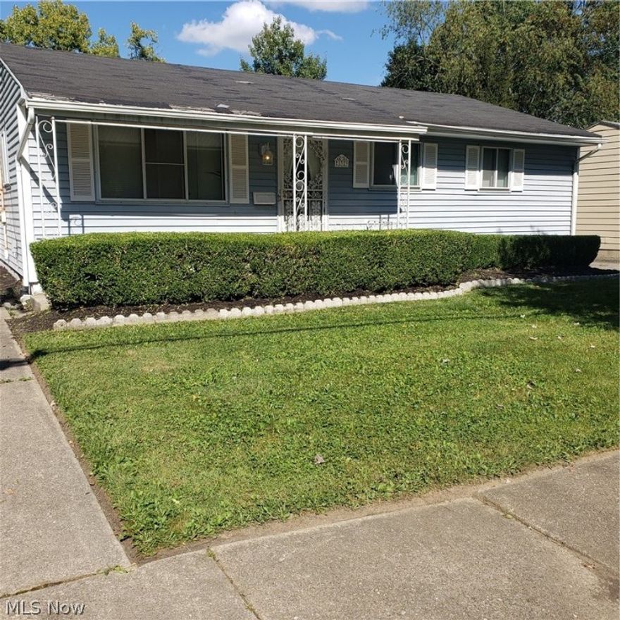 Beautiful Ranch located in the backyard of Sand run. Furnace recently winterized, AC recently had routine maintenance. Full-size deck on back of house and outside shed. Main bathroom has jetted tub. Living area and three bedrooms all have wooded floors underneath carpet. Stove , Fridge, Dishwasher, Microwave and ceiling fans conveys with the home. Home comes with 1 year Warranty