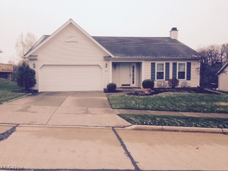 One story living! Fee-standing Bridge water Ranch Condo. Fresh, Neutral newly painted condo. 2 bedrooms with an office & 2 Full Baths. Master bedroom with master bath & walk-in closet. Beautiful Deck with a woods view. Gas Fireplace in family room. All appliances included. Don't hesitate on this amazing home!