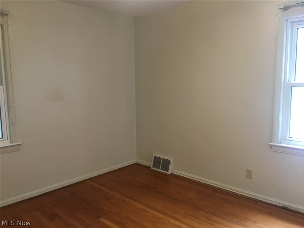 Bungalow Add 03 - Residential