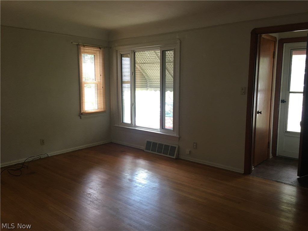 Bungalow Add 03 - Residential