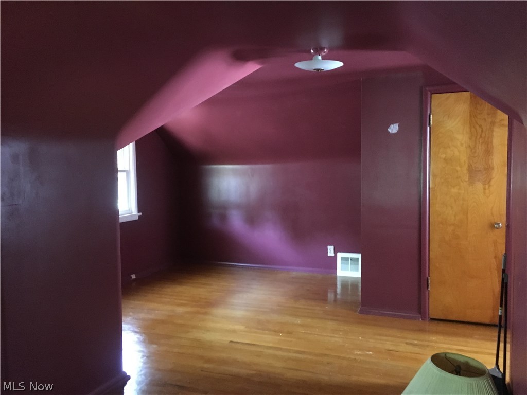 Bungalow Add 03 - Residential