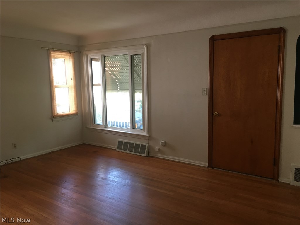 Bungalow Add 03 - Residential