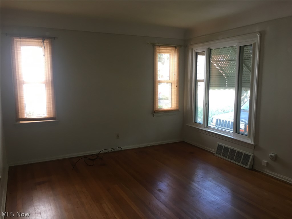 Bungalow Add 03 - Residential