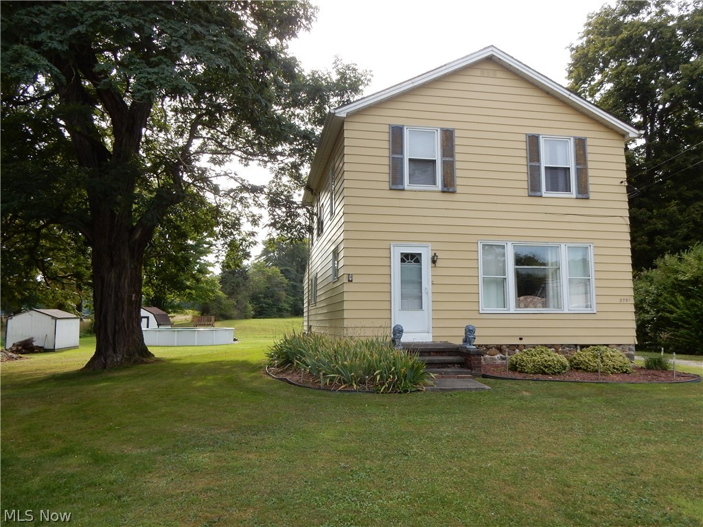 Large almost 1700 sq foot colonial on a .64 Acre lot, 2007 built 3 car detached 40x24 garage! Many nice updates including electrical and panel, vinyl plank wood look foors in the kitchen and dining room, dishwasher, kitchen faucet, 2003 main roof and 2007 rear family room roof replaced. The above ground pool was used this year and has a new filter, pump and will be winterized for the buyer. Nice spacious lot, very close to downtown Geneva on the lake strip. This one will not last!