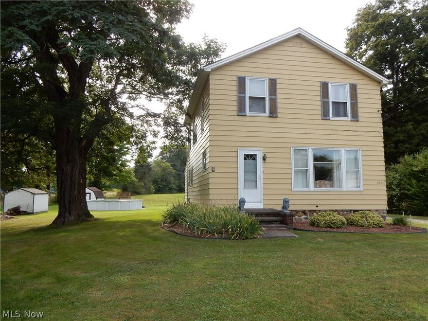 Large almost 1700 sq foot colonial on a .64 Acre lot, 2007 built 3 car detached 40x24 garage! Many nice updates including electrical and panel, vinyl plank wood look foors in the kitchen and dining room, dishwasher, kitchen faucet, 2003 main roof and 2007 rear family room roof replaced. The above ground pool was used this year and has a new filter, pump and will be winterized for the buyer. Nice spacious lot, very close to downtown Geneva on the lake strip. This one will not last!