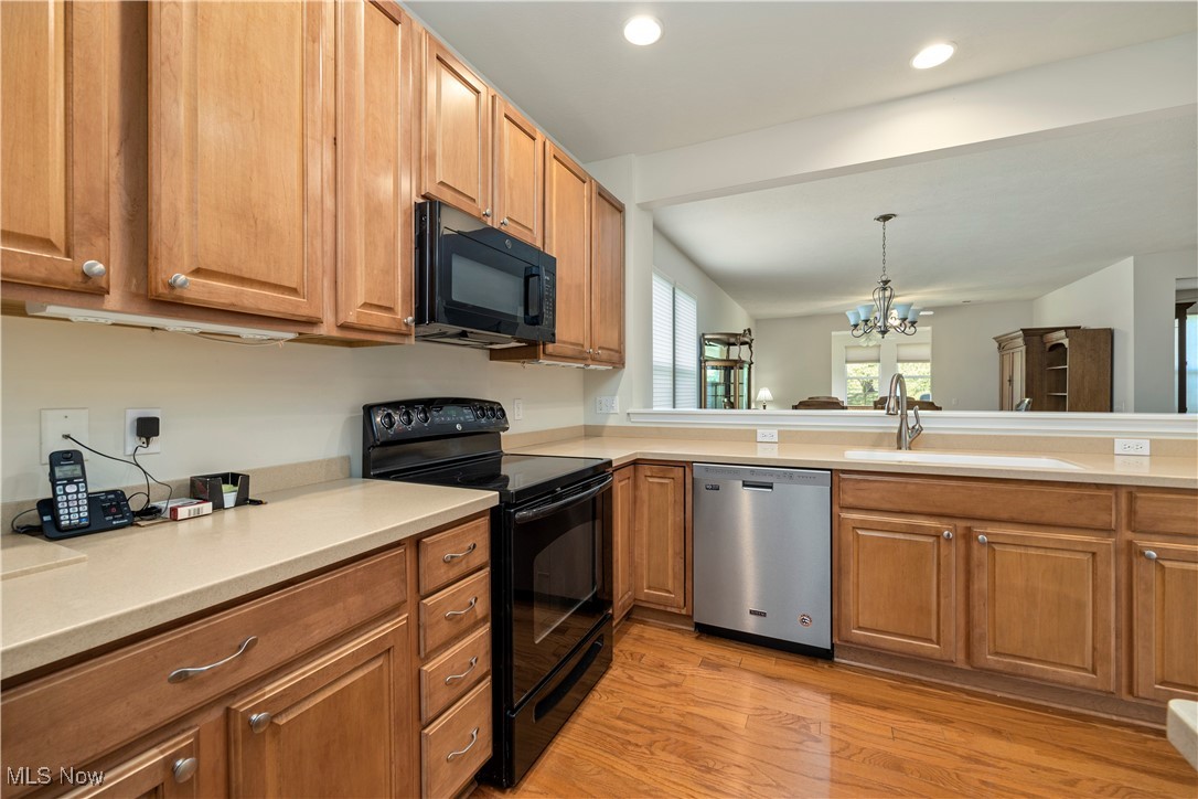 9328 Saw Mill Drive, North Ridgeville, Ohio image 20