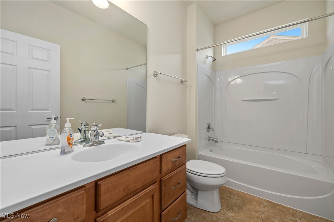 9328 Saw Mill Drive, North Ridgeville, Ohio image 13