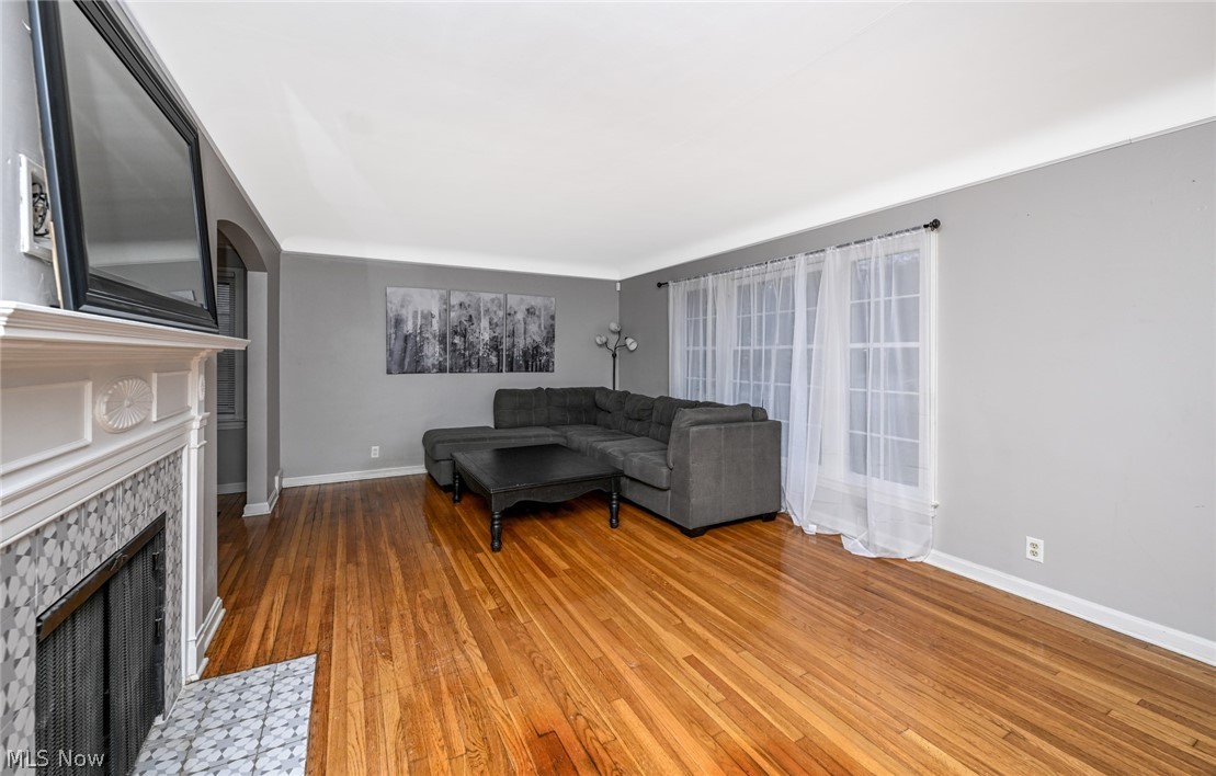 3699 Bainbridge Road