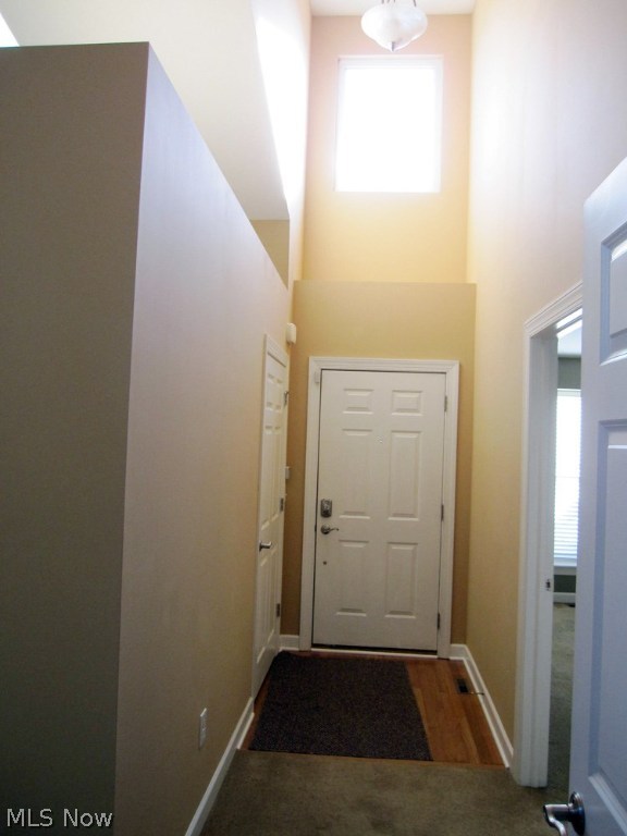 Villas/Waterford Xing Condo Ph - Residential