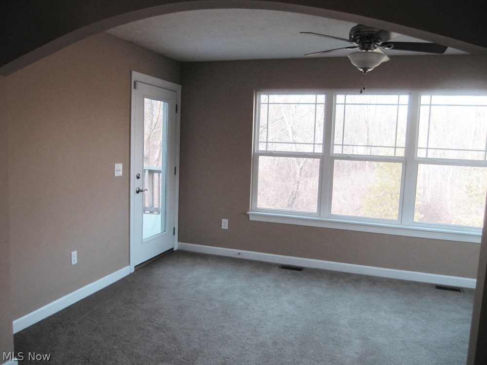 Villas/Waterford Xing Condo Ph - Residential