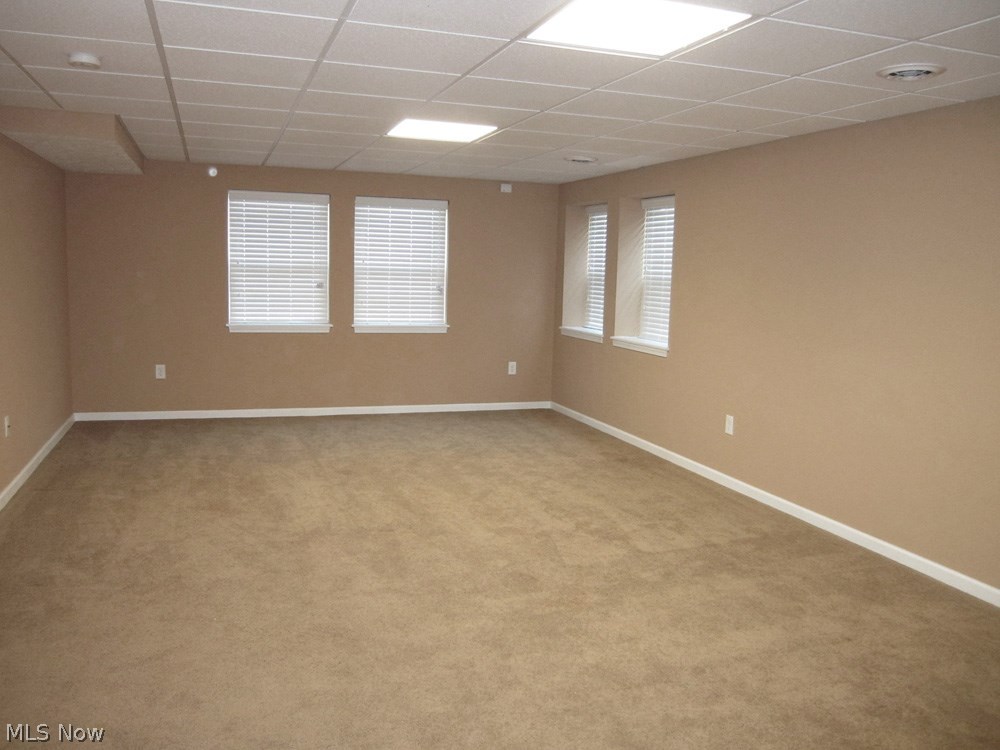 Villas/Waterford Xing Condo Ph - Residential