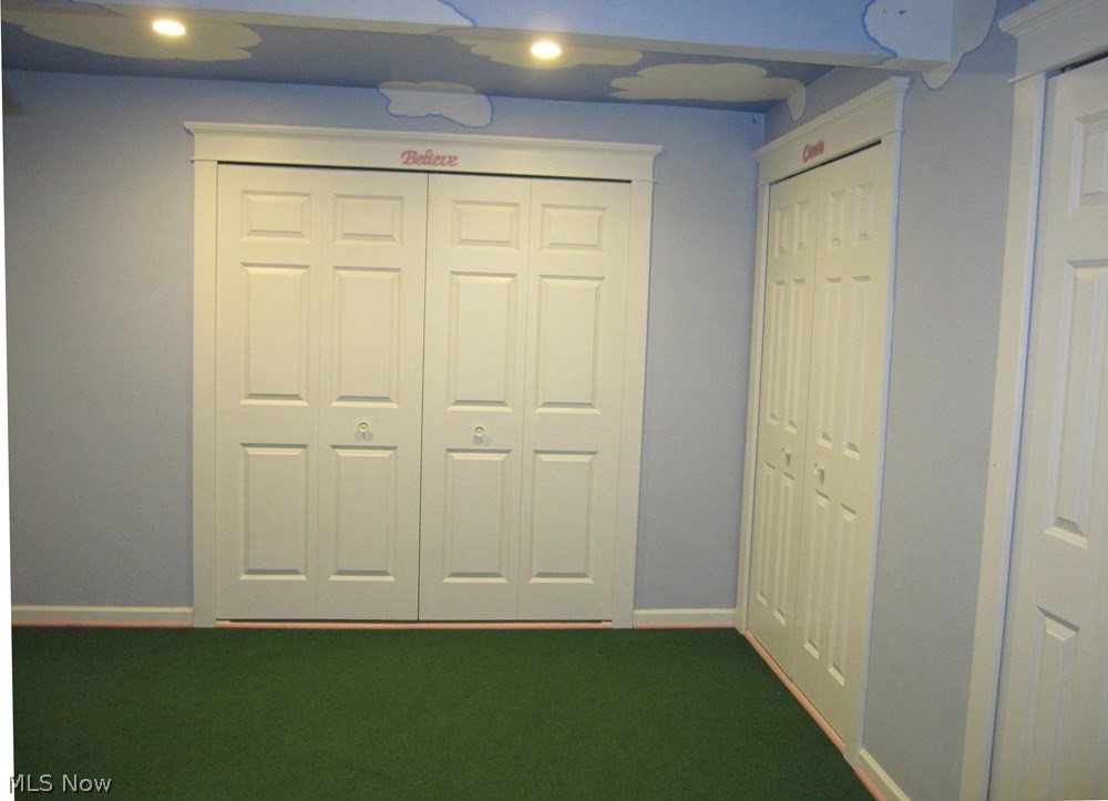 Villas/Waterford Xing Condo Ph - Residential