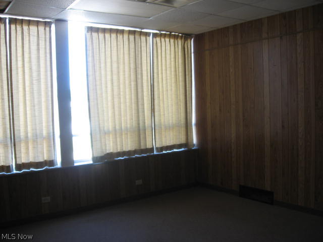 Brook View - Commercial Lease