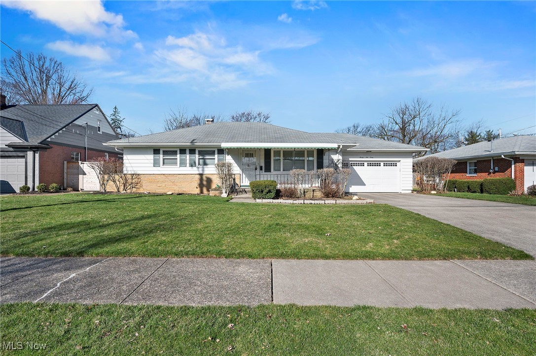 2640 Carmen Drive, Rocky River, Ohio image 1