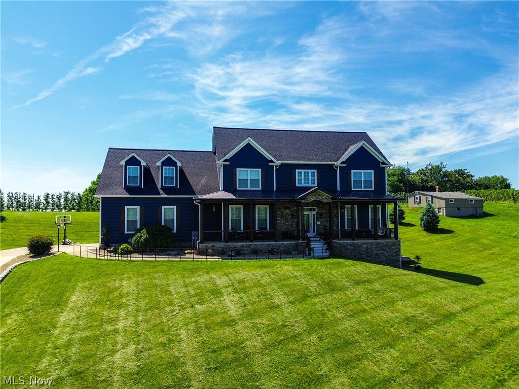 Photo of 14993 Millersburg Road SW, Navarre, OH 44662 (MLS # 5214753)