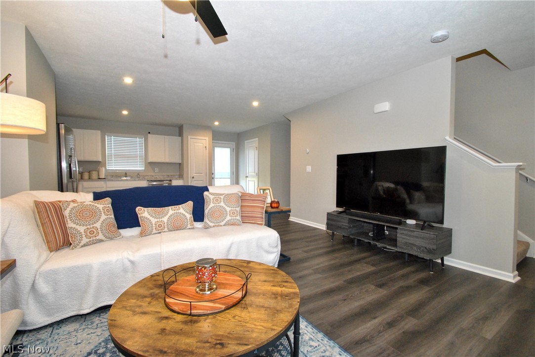 Encore Estates At Heisley Park - Residential