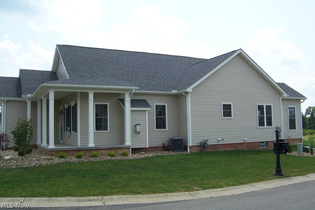 The Lakes at Sharrott Hill - Residential