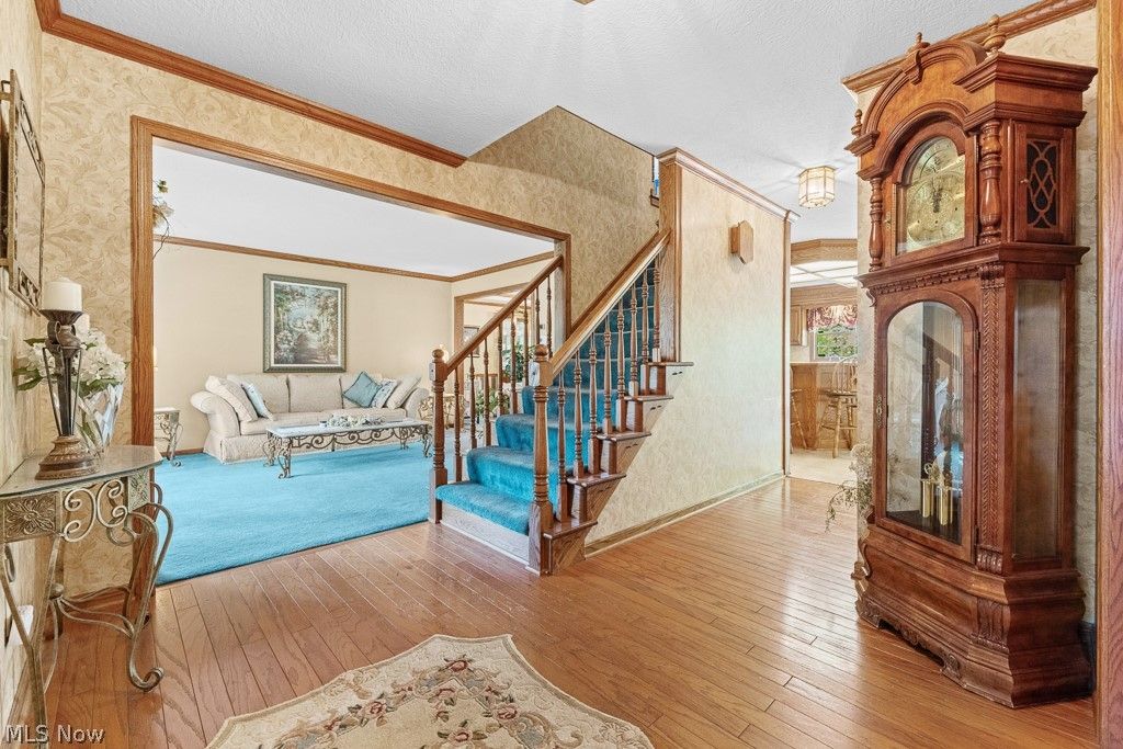 Photo of 6962 Mapleridge Circle NW, Canton, OH 44718 (MLS # 5208009)