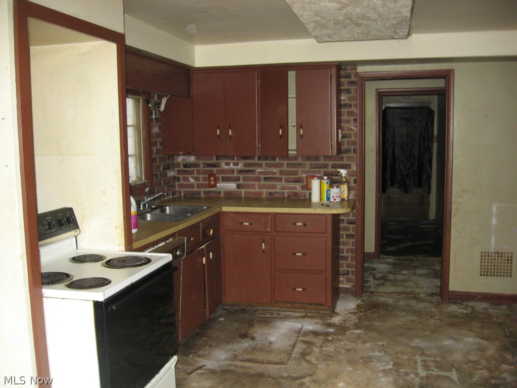 Homan Elys - Residential Income