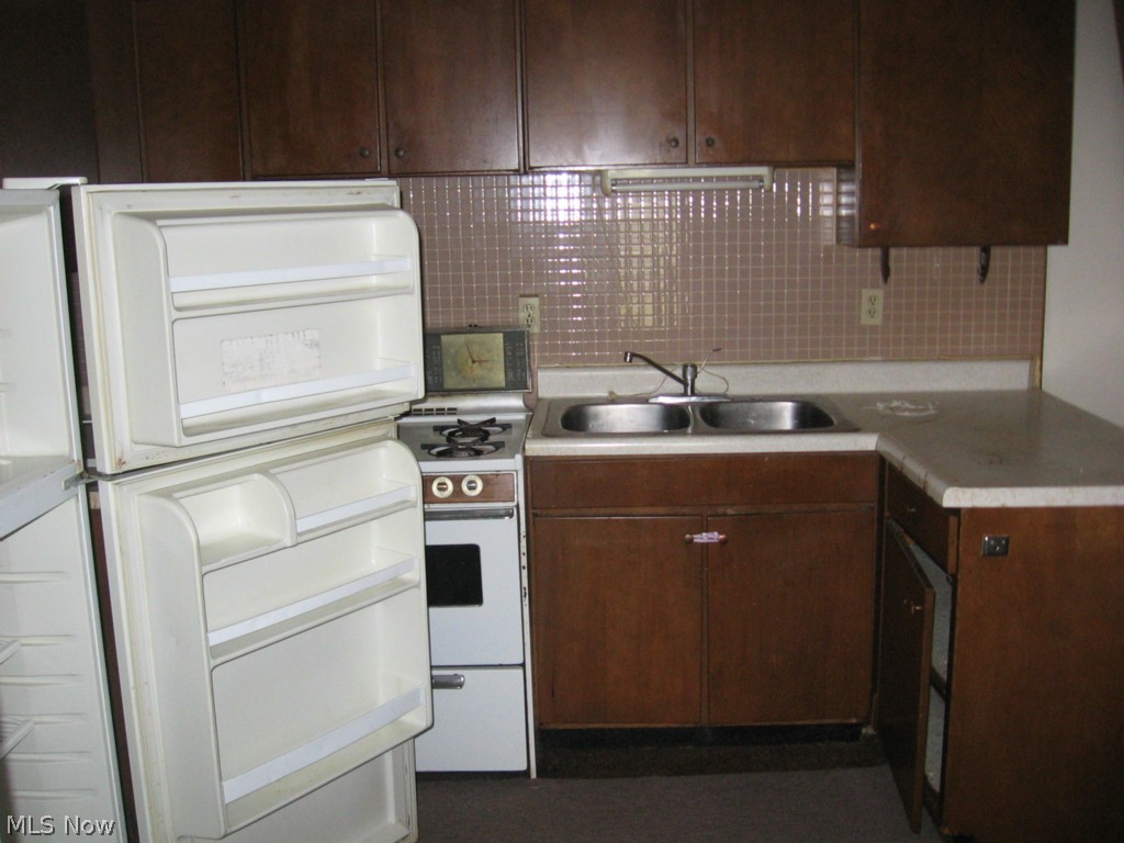 Homan Elys - Residential Income