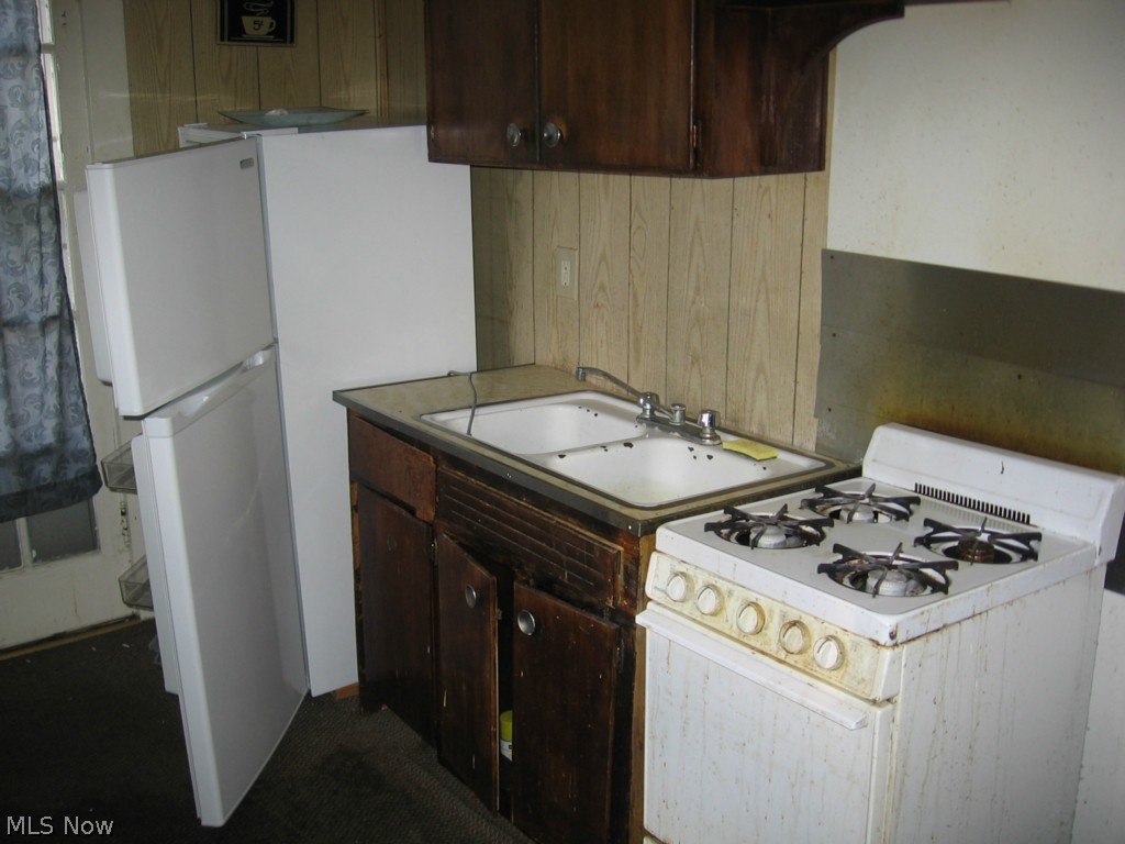 Homan Elys - Residential Income