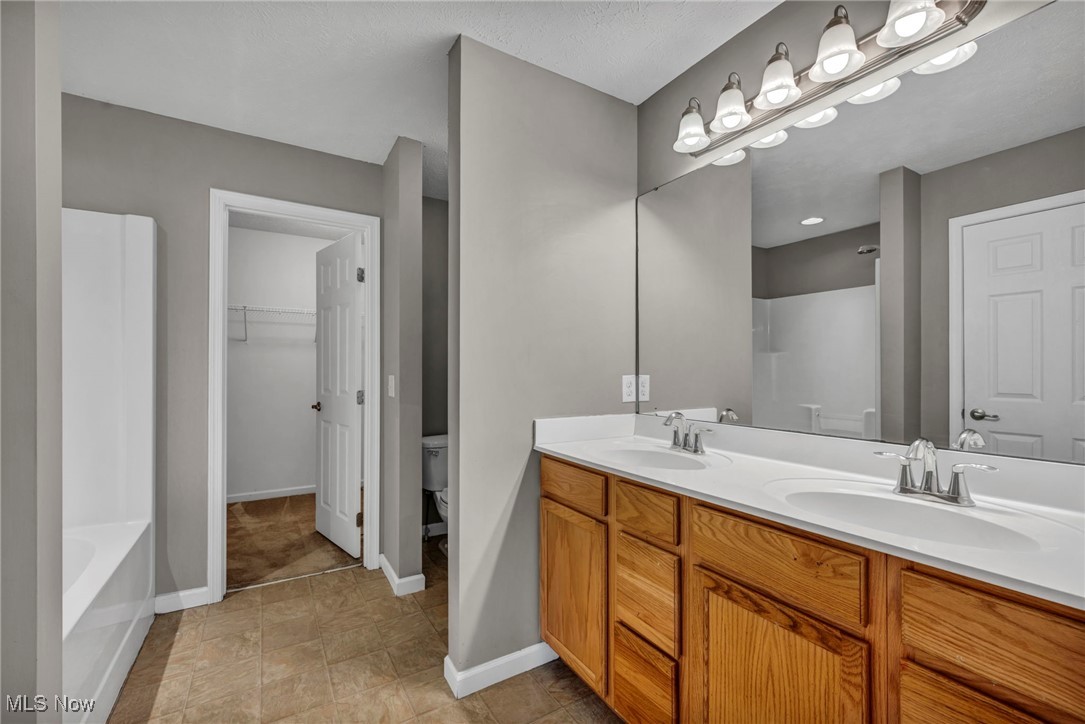 7894 English Oak Trail, Macedonia, Ohio image 34