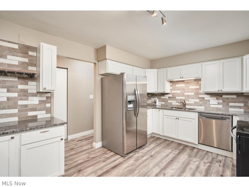 Hampton Woods - Residential