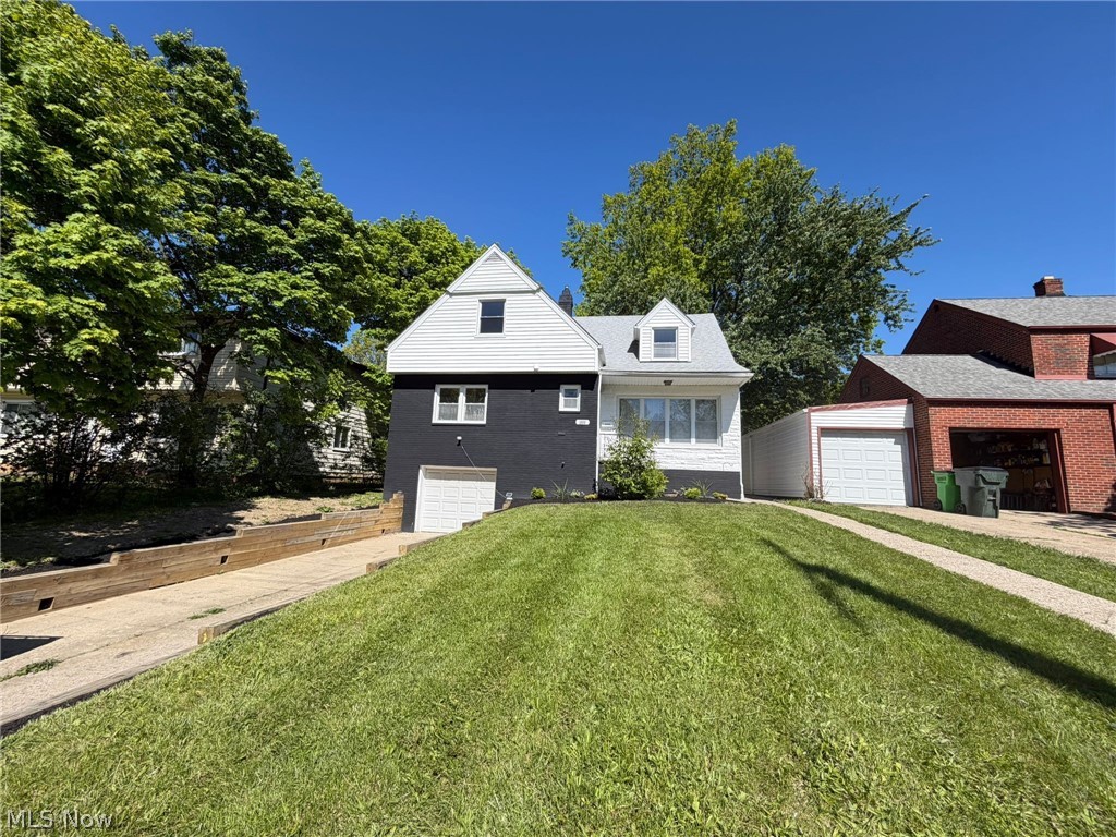 1699 Warrensville Center Road