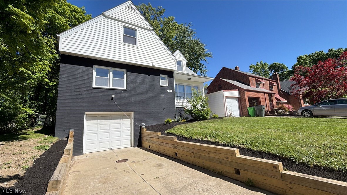 1699 Warrensville Center Road
