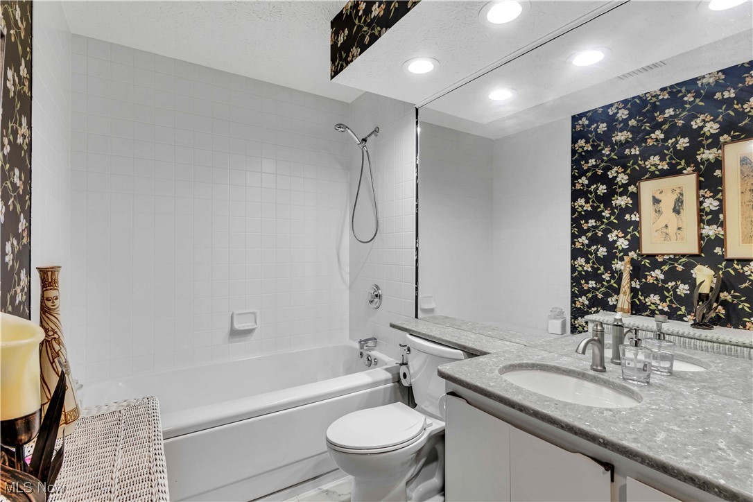 Ridgefield Homes - Residential