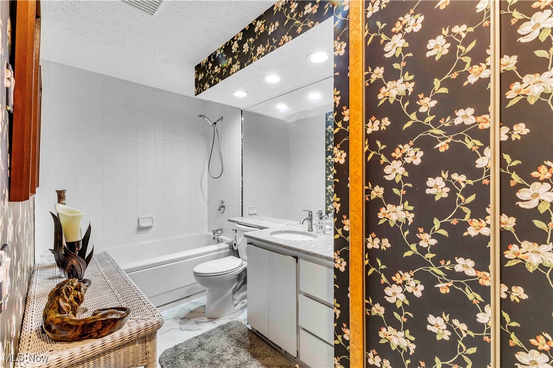 Ridgefield Homes - Residential