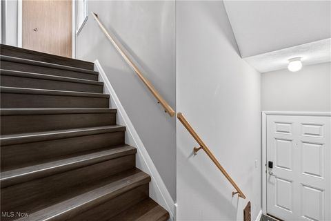 Tiny photo for 10373 Glenway Drive #202, Twinsburg, OH 44087 (MLS # 5178485)