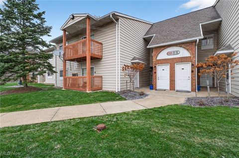 Tiny photo for 10373 Glenway Drive #202, Twinsburg, OH 44087 (MLS # 5178485)