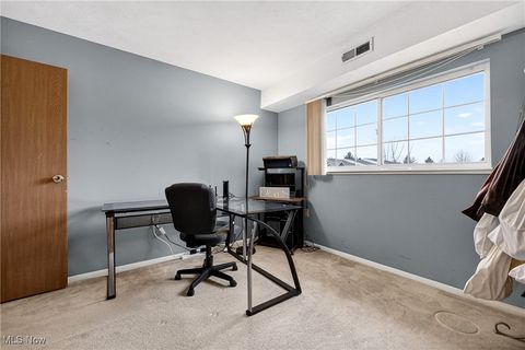 Tiny photo for 10373 Glenway Drive #202, Twinsburg, OH 44087 (MLS # 5178485)