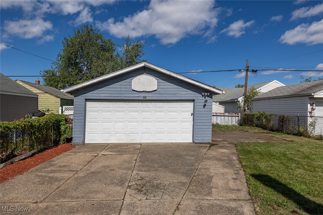 6300 Vandalia Avenue, Brooklyn, Ohio image 25
