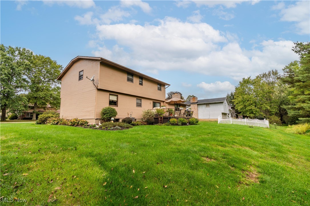 8804 Prancer Avenue, North Canton, Ohio image 9