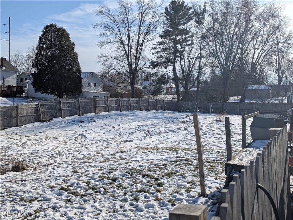 Photo of 607 King Street, Ravenna, OH 44266 (MLS # 5177950)