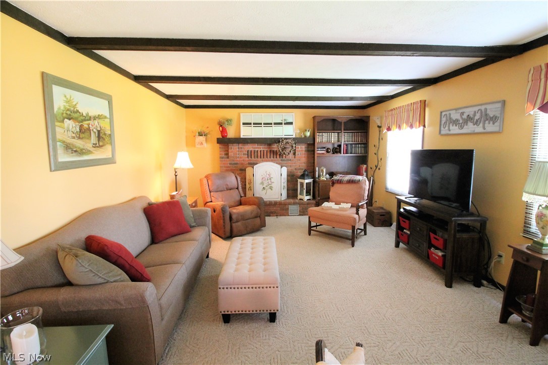 Williamsburg Village Estates - Residential