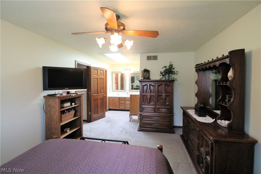 Williamsburg Village Estates - Residential